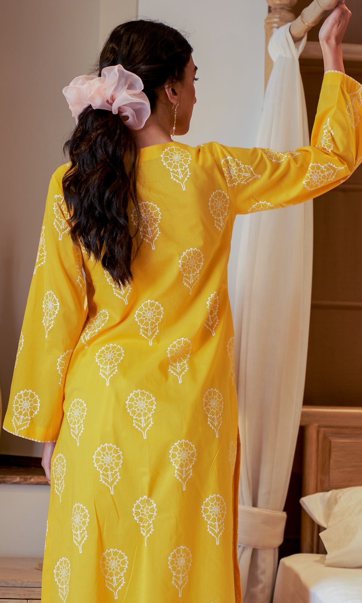 DAISY 2 MUSTARD YELLOW FLORAL PRINTED KURTA WITH PALAZZO AND SCARF- SET OF 3