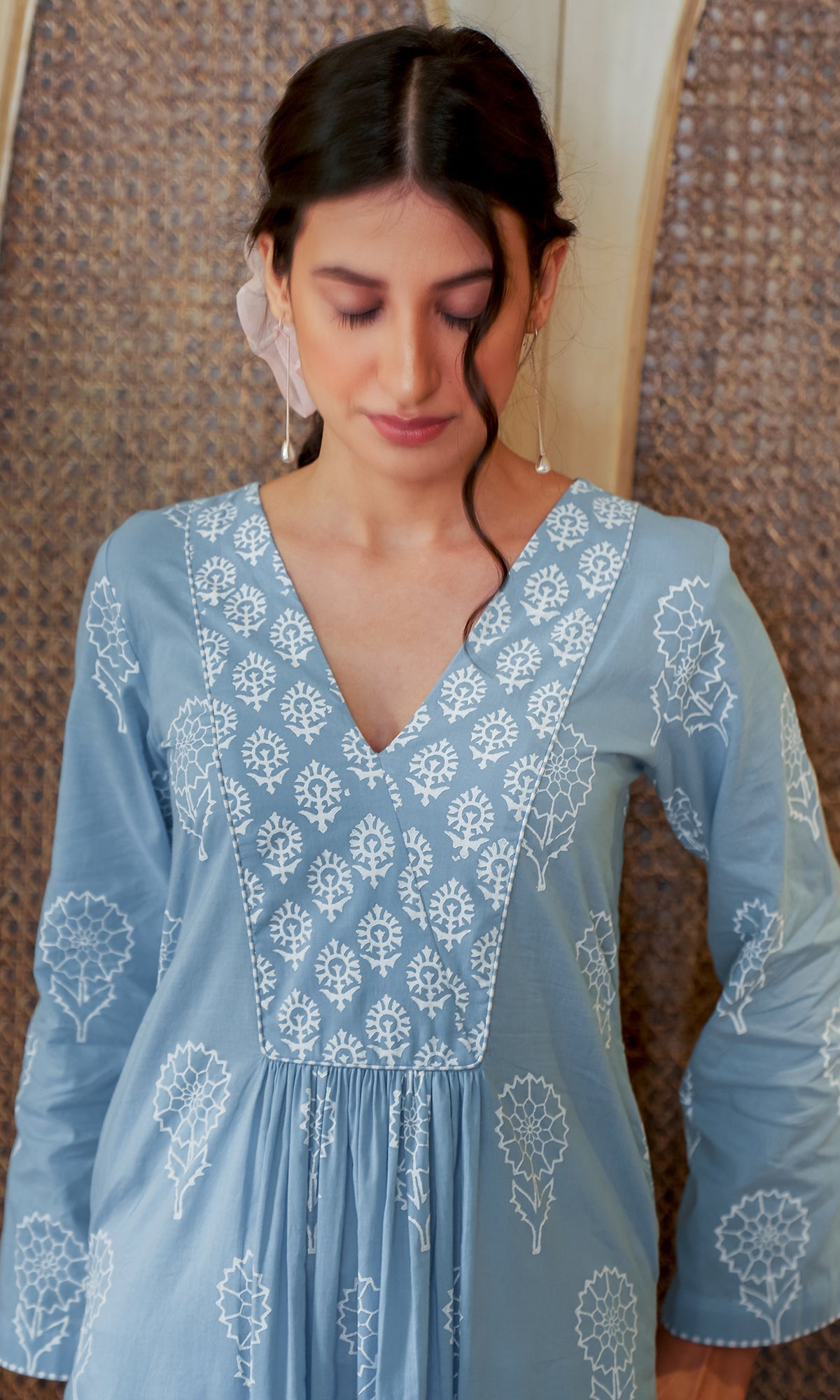 DAISY 2 POWDER BLUE FLORAL PRINTED KURTA WITH PALAZZO AND SCARF- SET OF 3