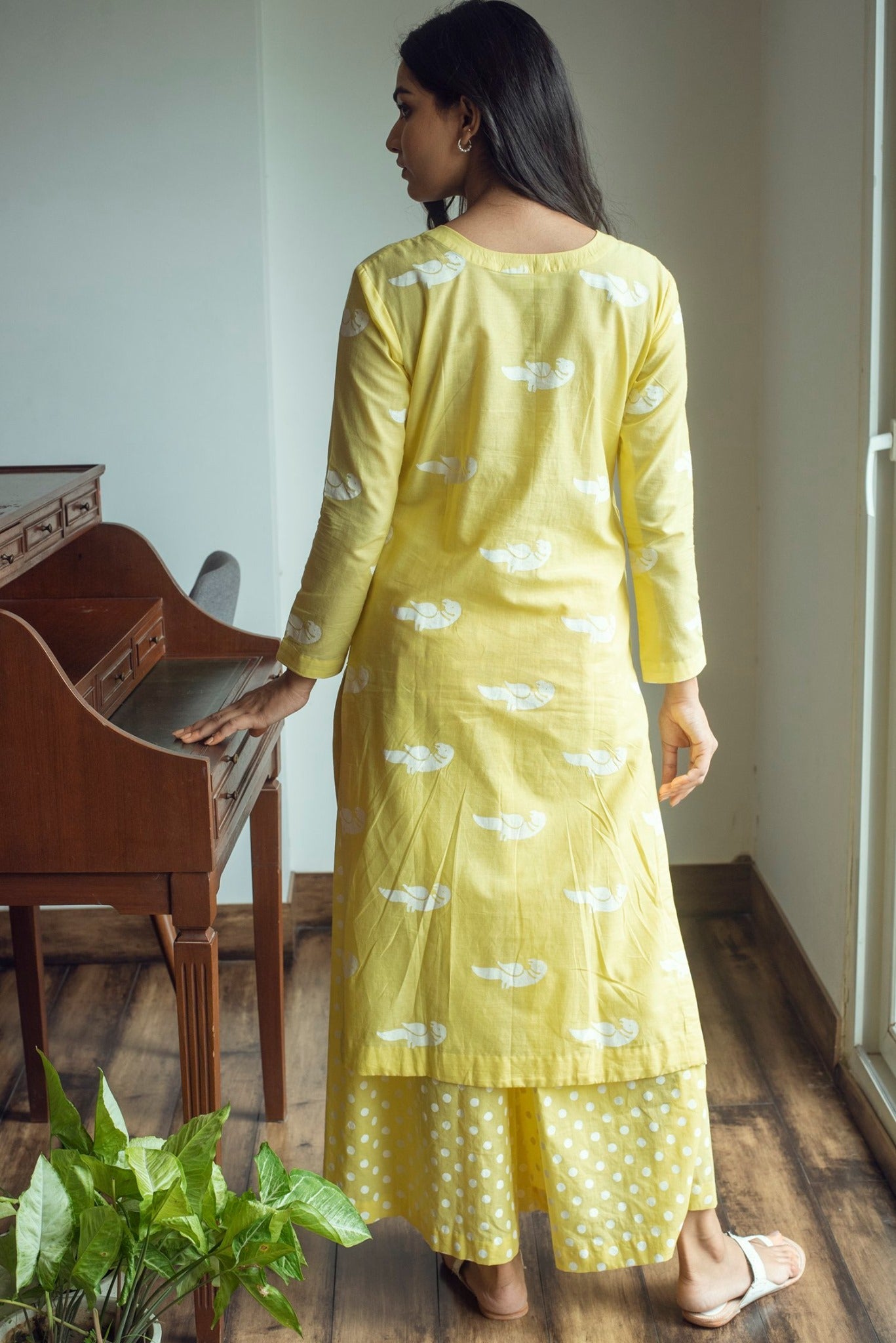Ridhi Suri Serenity White bird print kurta palazzo set- Yellow