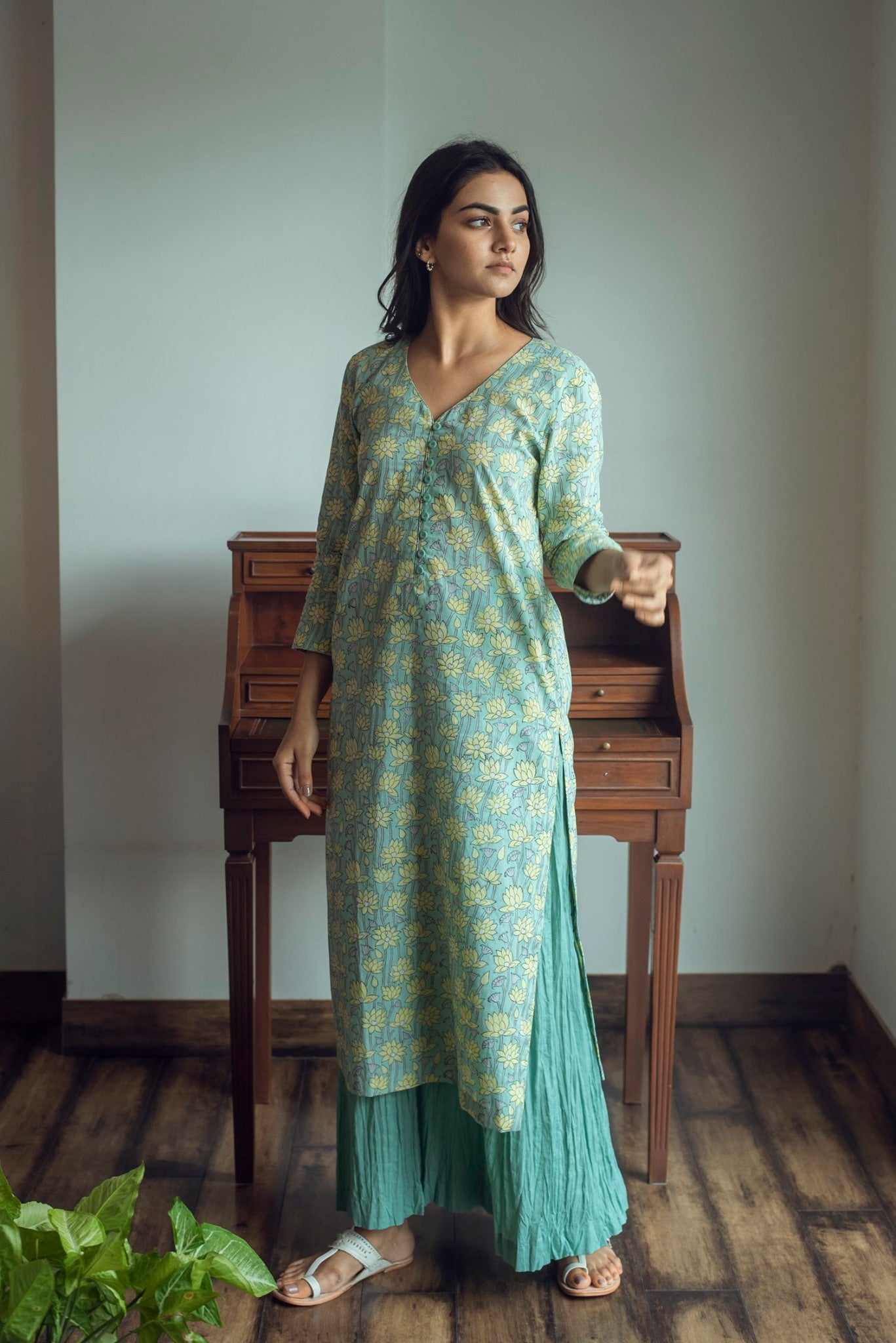 Ridhi Suri Serenity Green yellow block printed kurta with crinkled palazzo set of 2