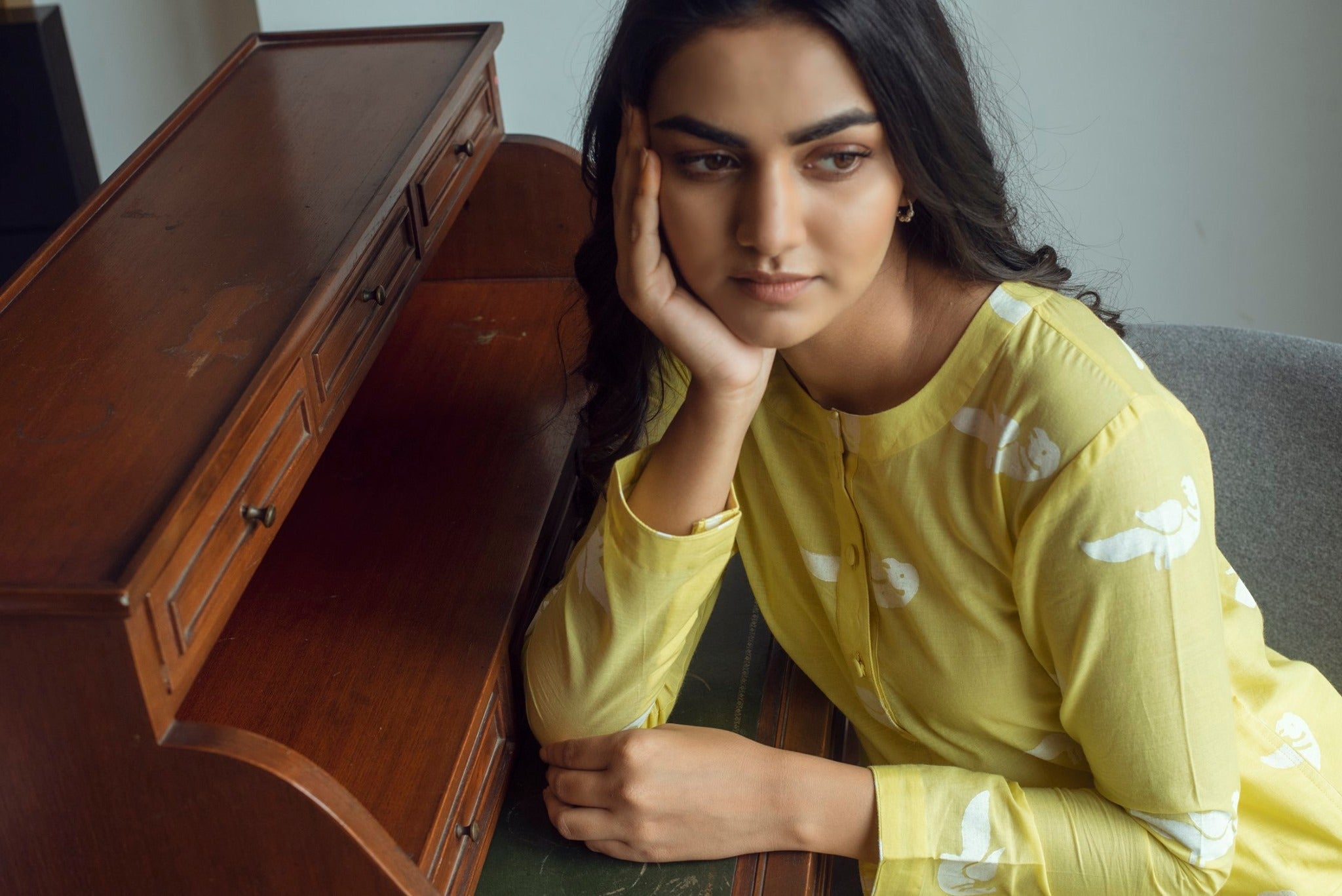 Ridhi Suri Serenity White bird print kurta palazzo set- Yellow