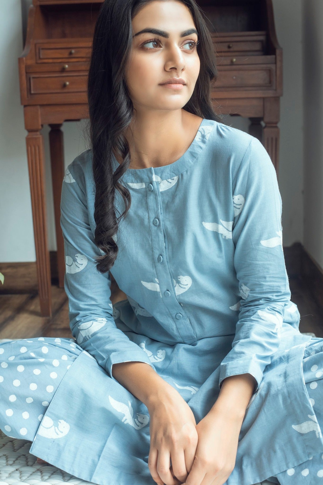 Ridhi Suri Serenity White bird print kurta palazzo set- Blue