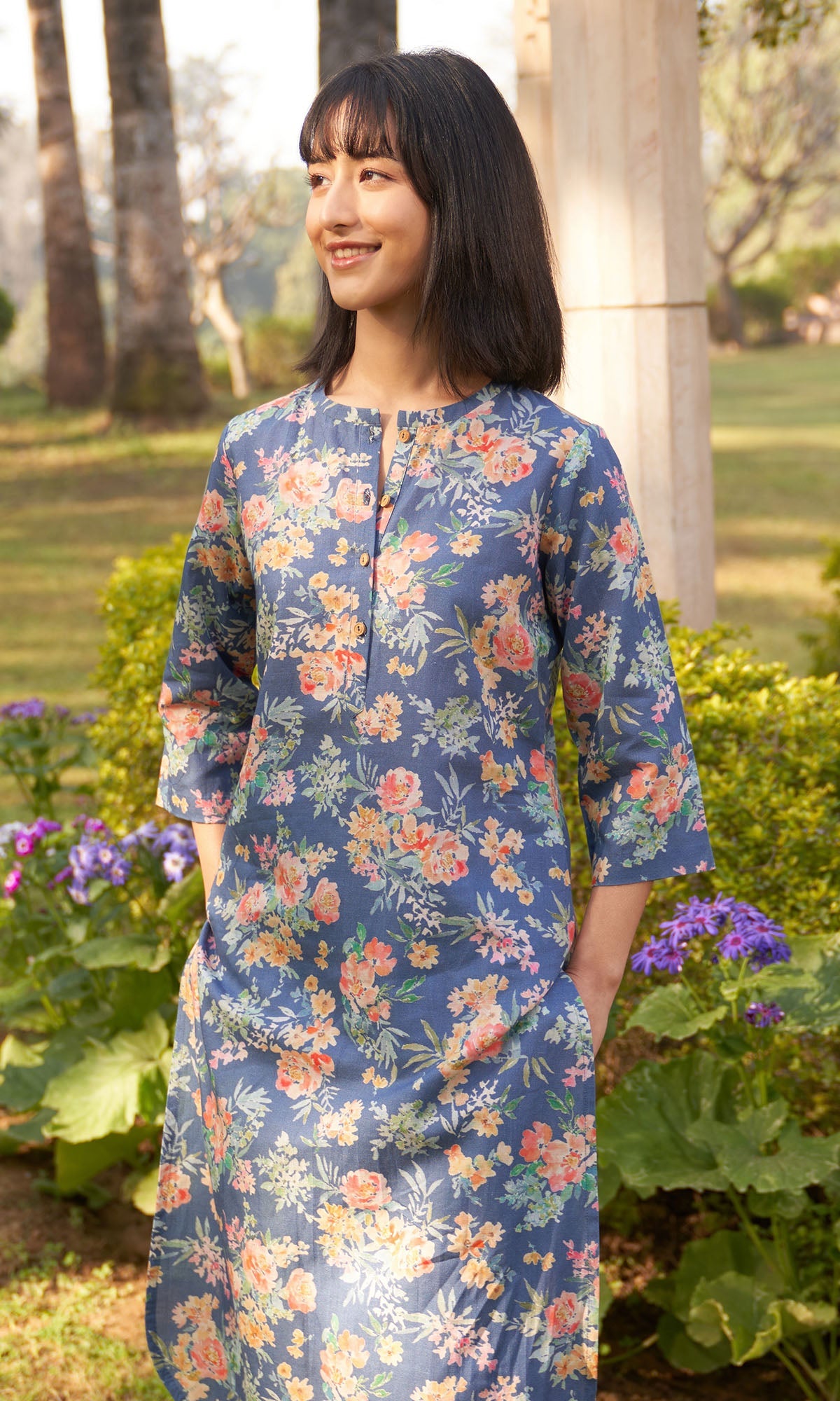 Iris Linen Blue Floral Print Kurta With Stripe Pants ( Set Of 2)