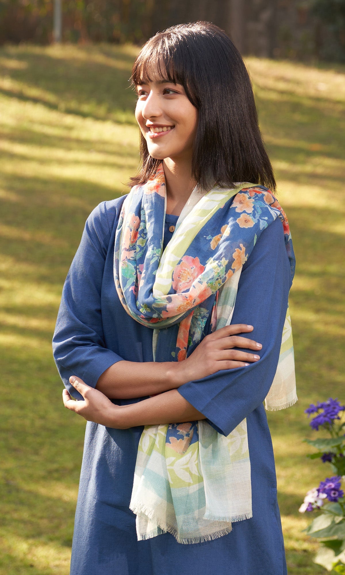 Iris Linen Blue Solid Kurta With Pants And Stole( Set Of 3)