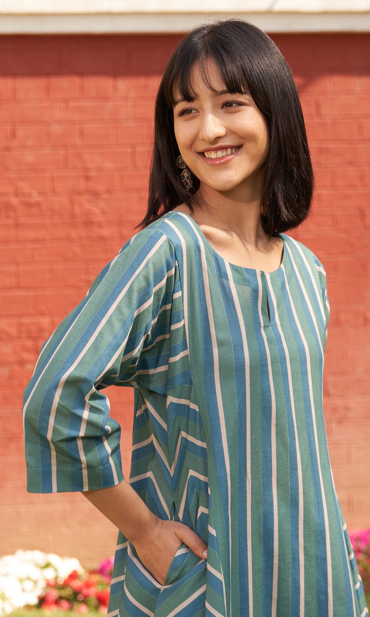 Iris Linen Green Stripe Choga With Pants ( Set Of 2)
