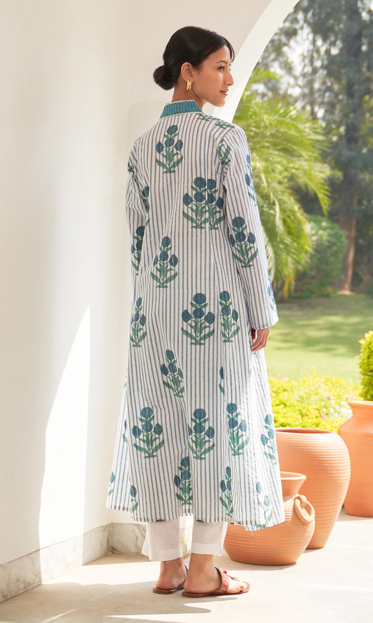 Iris Cotton Blue Stripe Boota V- Neck Kurta With Pants ( Set Of 2)