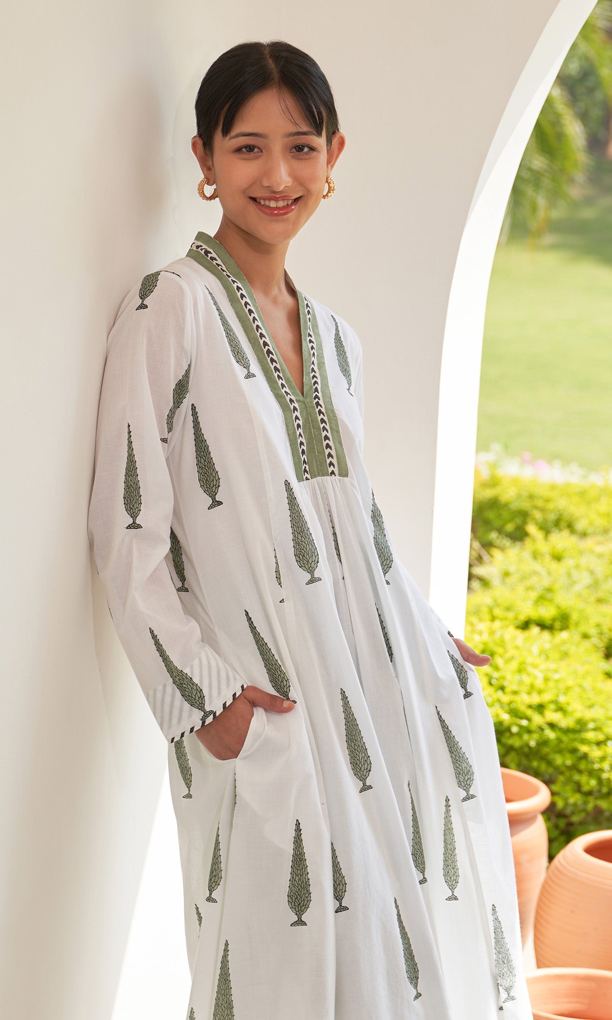 Iris Cotton Green Leaf Boota V- Neck Kurta With Pants(Set Of 2)