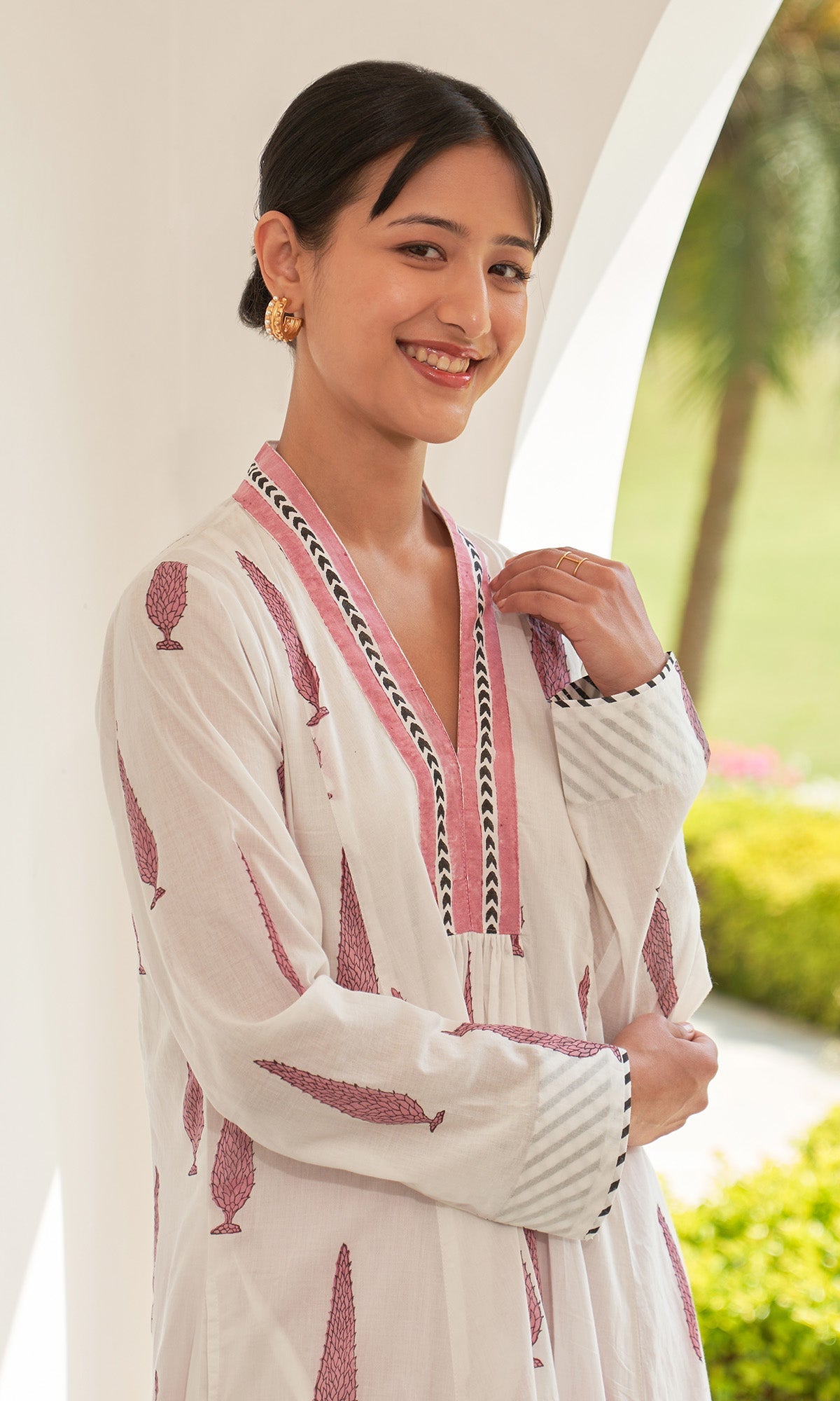 Iris Cotton Pink Leaf Boota V- Neck Only Kurta