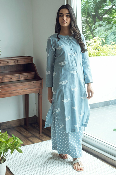 Ridhi Suri Serenity White bird print kurta palazzo set- Blue
