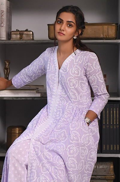 Ridhi Suri Feriha Lilac Side Gather Kurta with Palazzo Set of -2