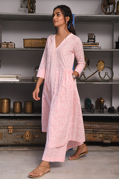 Ridhi Suri Feriha Soft Pink Side Gather Kurta with Palazzo Set of -2