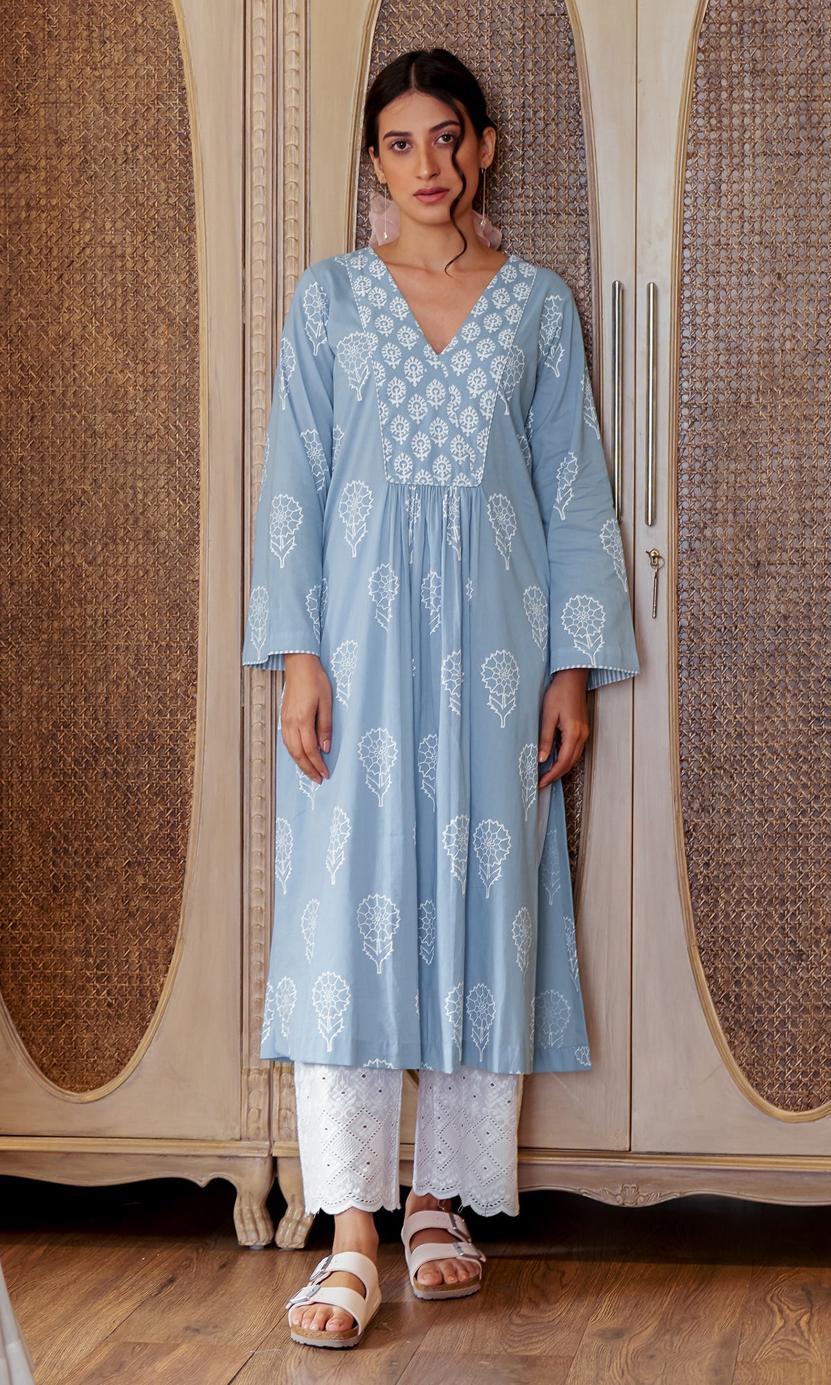 DAISY 2 POWDER BLUE FLORAL PRINTED KURTA WITH PALAZZO - SET OF 2