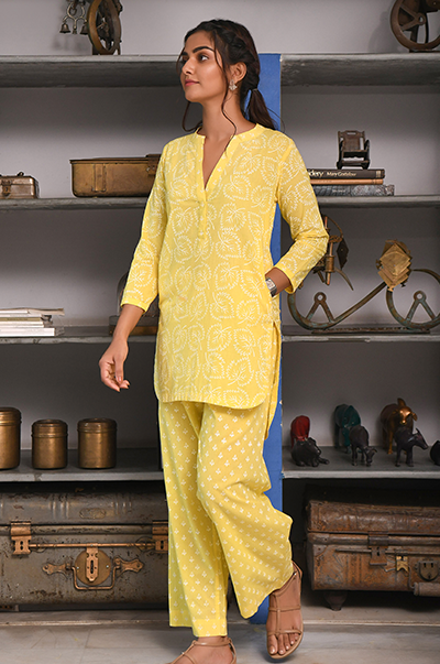 Ridhi Suri Feriha Yellow Short Kurta with Pyjama - Set of 2
