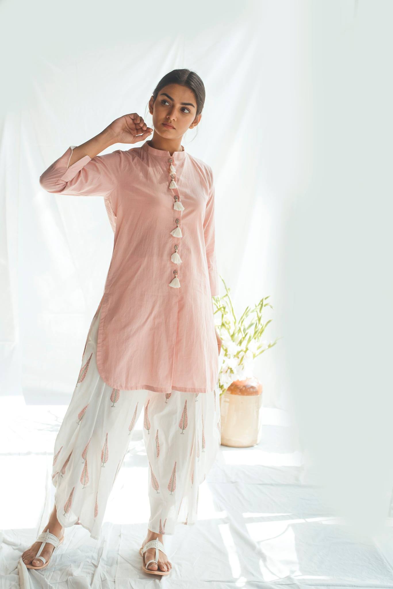 Ridhi Suri Bahameen Pink Chinar Dhoti Set