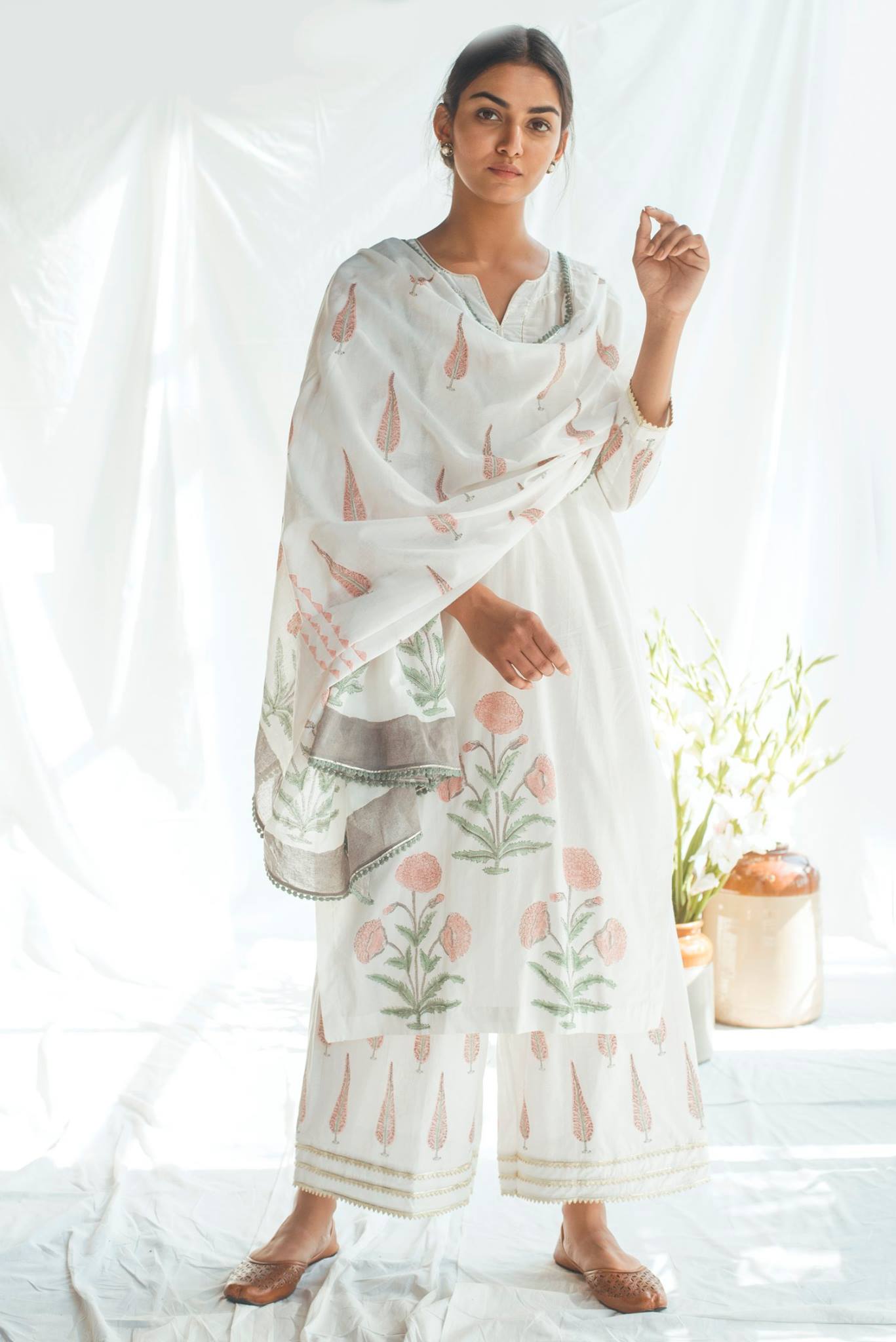 Ridhi Suri Bahameen Pink Mughal Print Straight Suit Set of 3