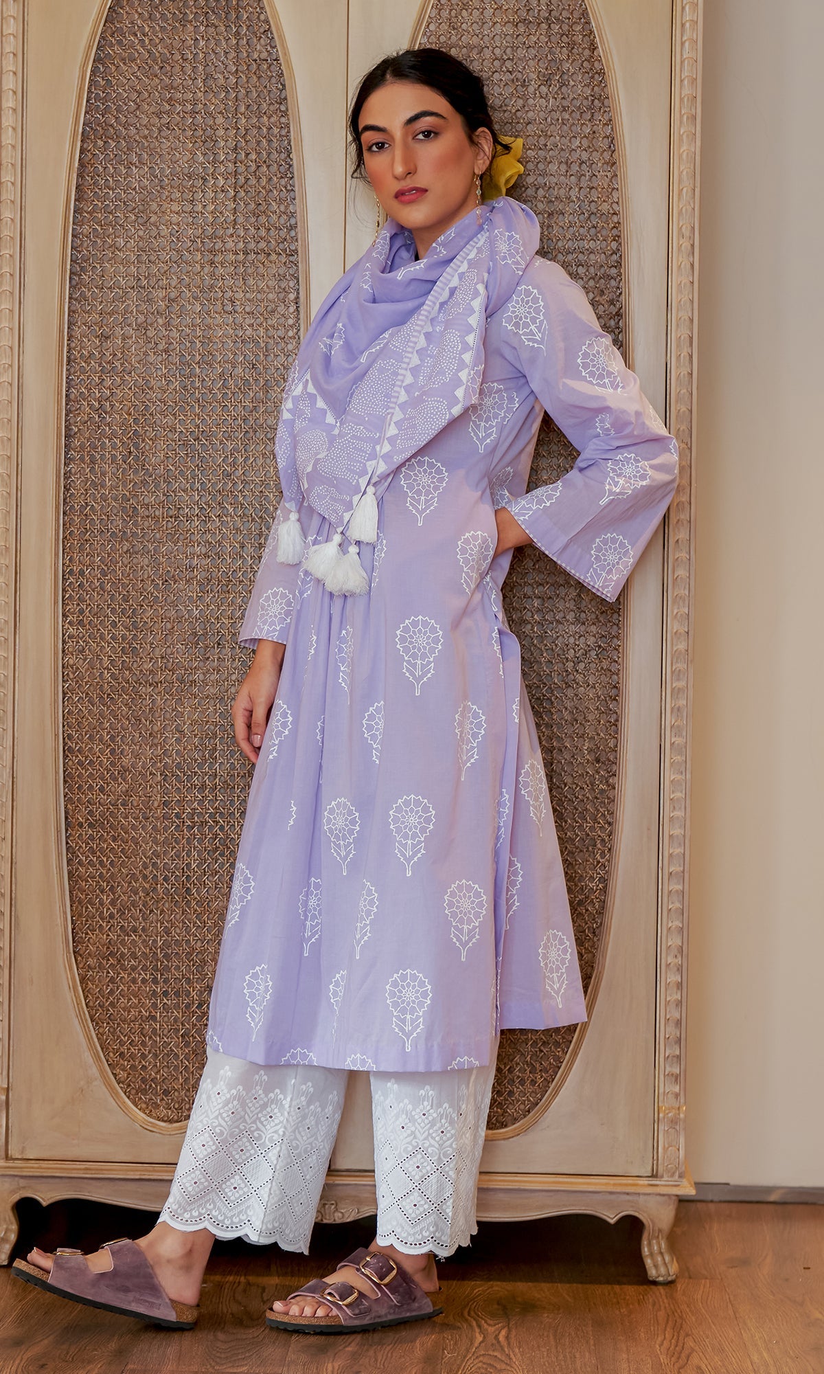 DAISY 2 LILAC FLORAL PRINTED KURTA WITH PALAZZO AND SCARF- SET OF 3