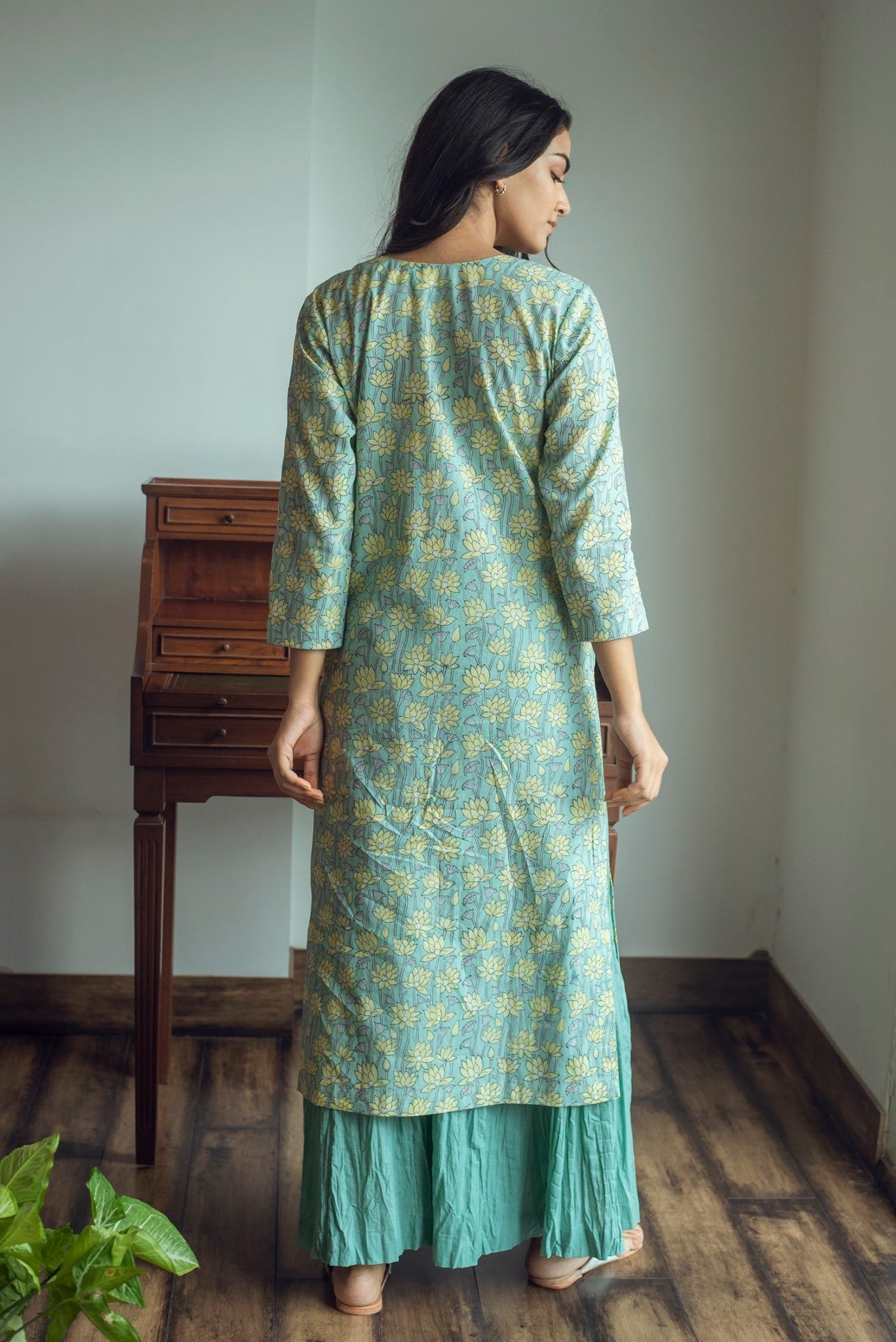 Ridhi Suri Serenity Green yellow block printed kurta with crinkled palazzo set of 3