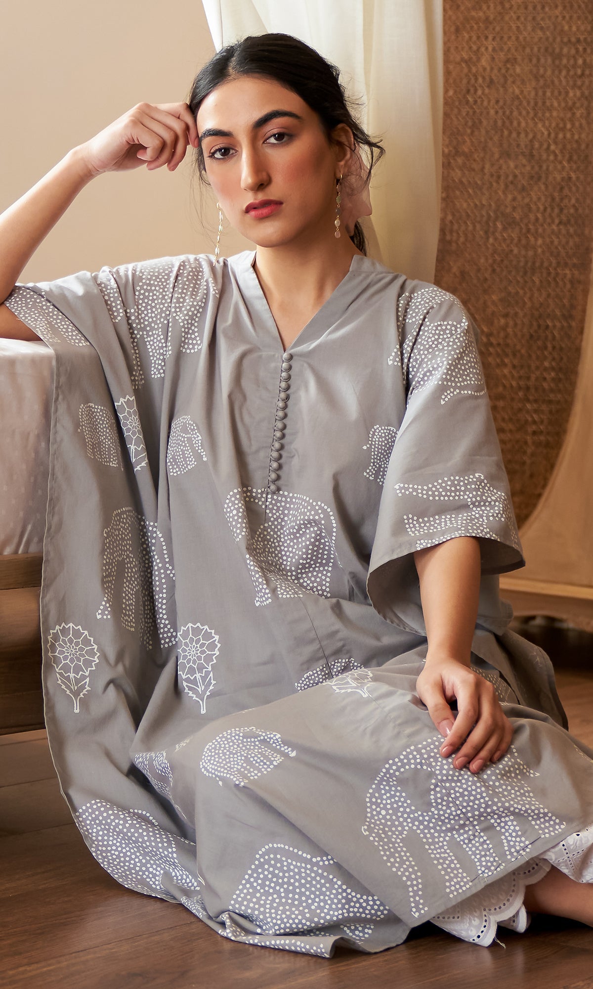 DAISY 2 ELEPHANT GREY PRINT KAFTAN