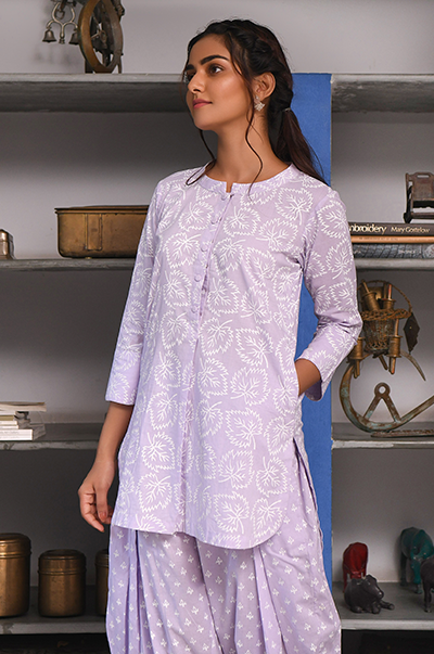 Ridhi Suri Feriha Lilac Dhoti set - Set of 2