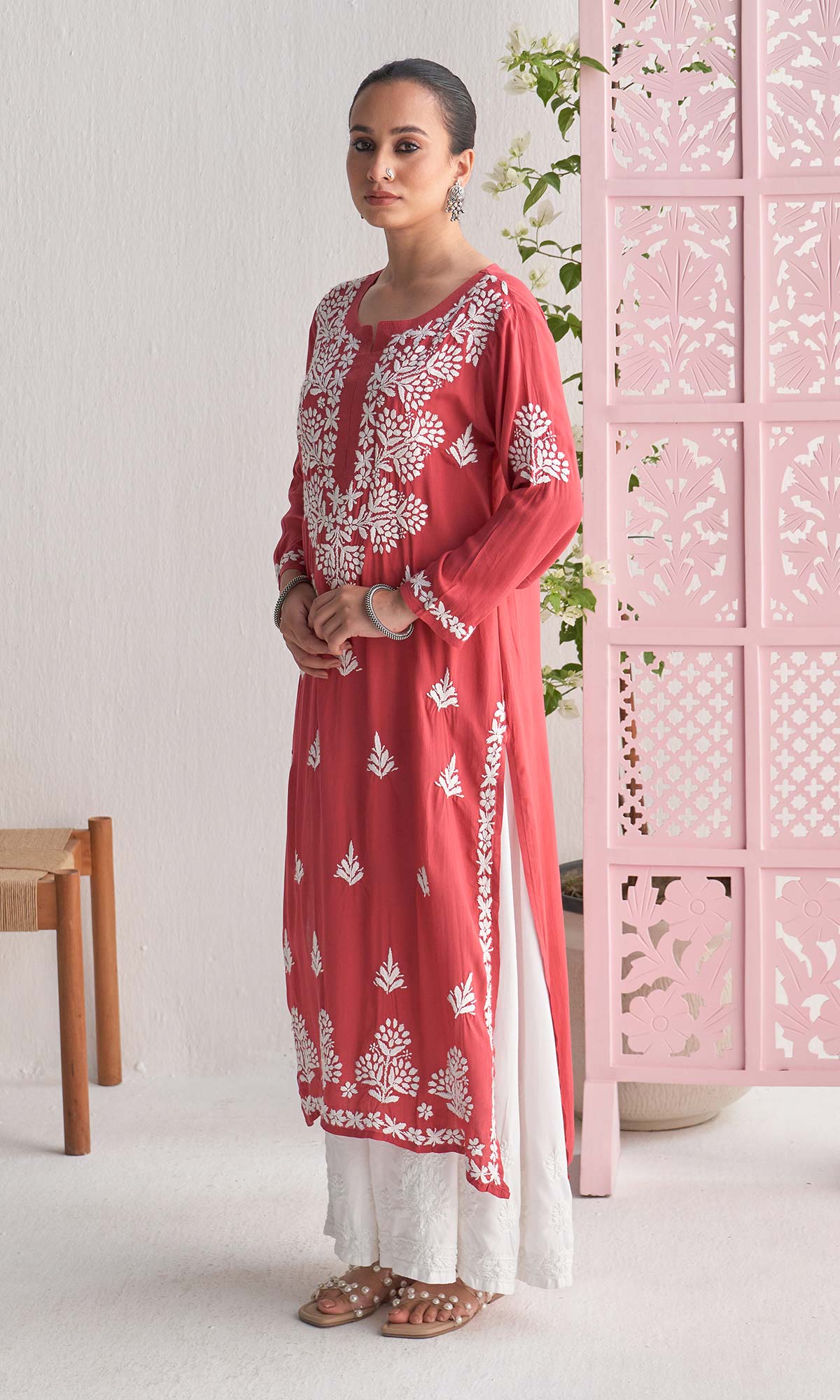 Handcrafted Chikankari Pink Straight Kurta