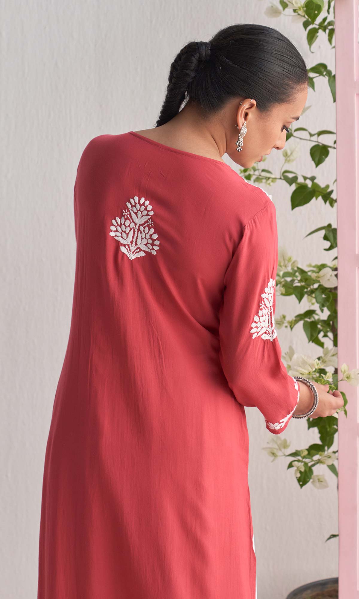 Handcrafted Chikankari Pink Straight Kurta