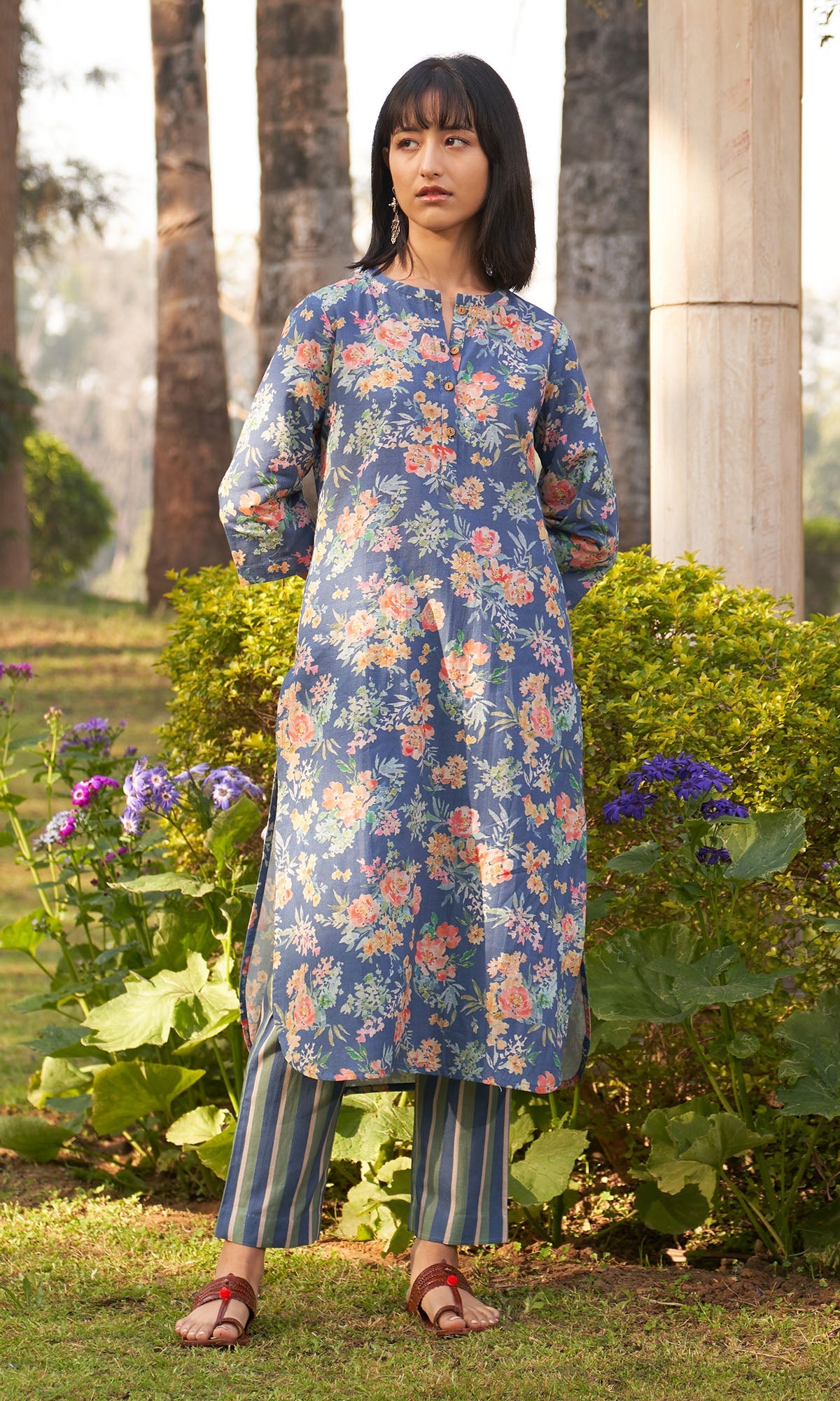 Iris Linen Blue Floral Print Kurta With Stripe Pants ( Set Of 2)
