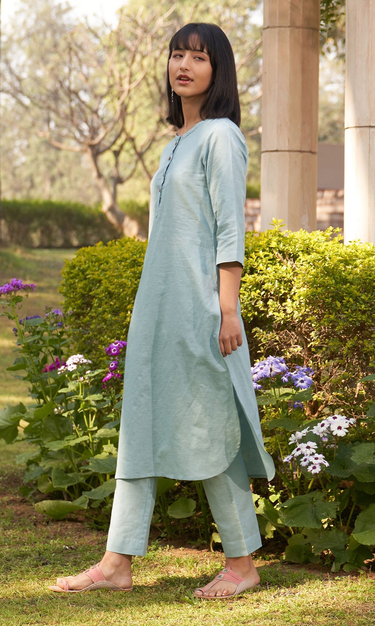 Iris Linen Turquoise Solid Kurta With Pants( Set Of 2)