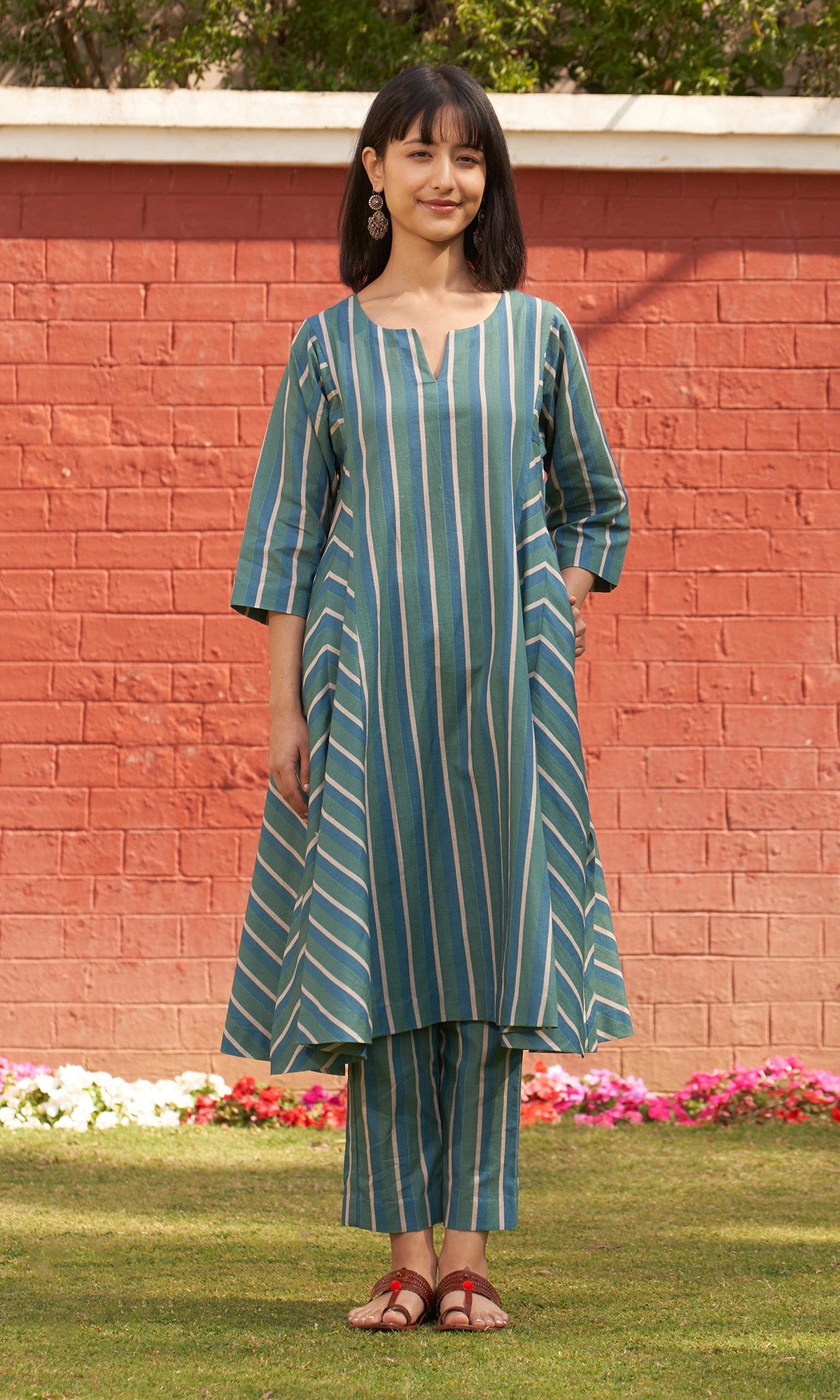 Iris Linen Green Stripe Choga With Pants  ( Set Of 2)