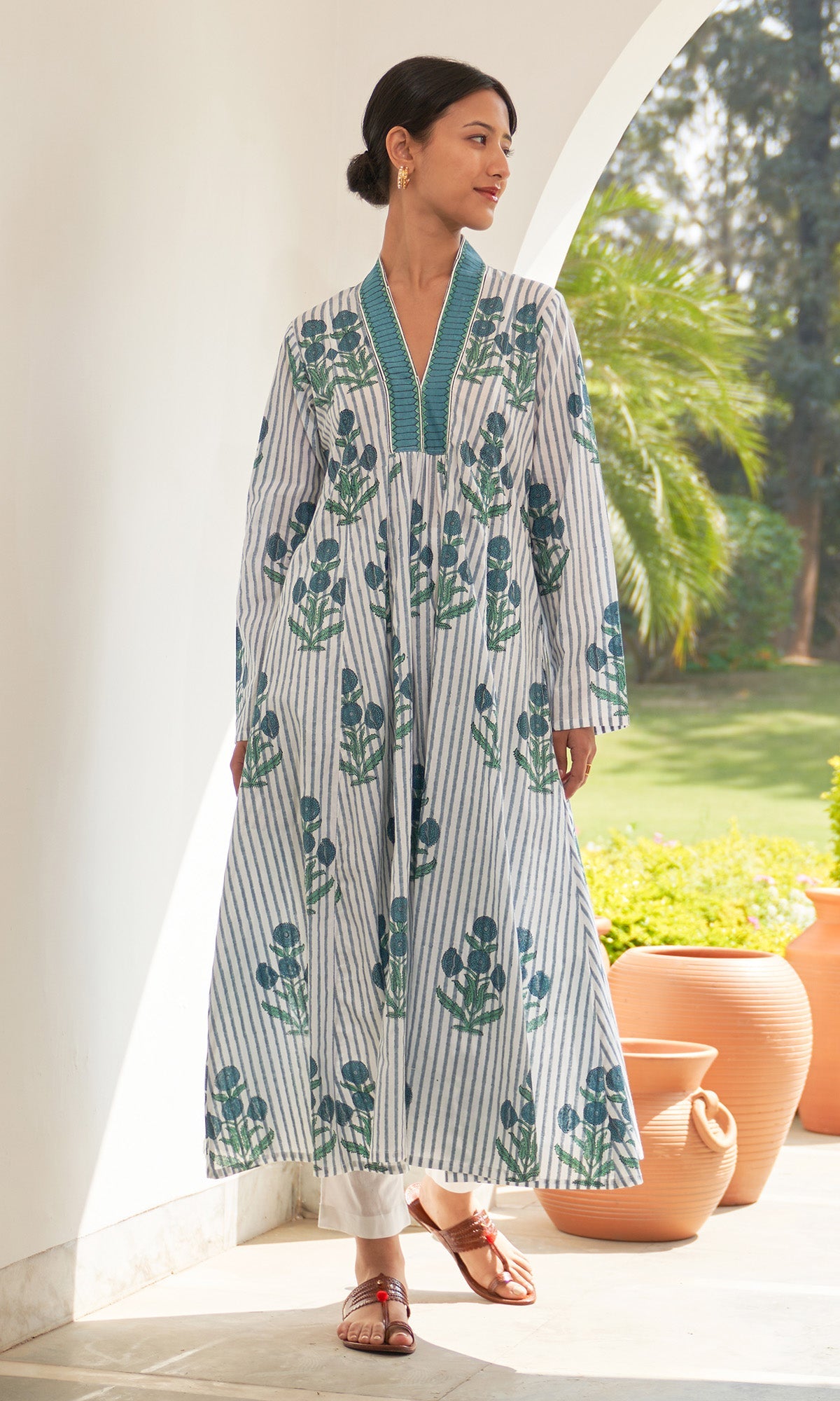 Iris Cotton Blue Stripe Boota V- Neck Kurta With Pants ( Set Of 2)