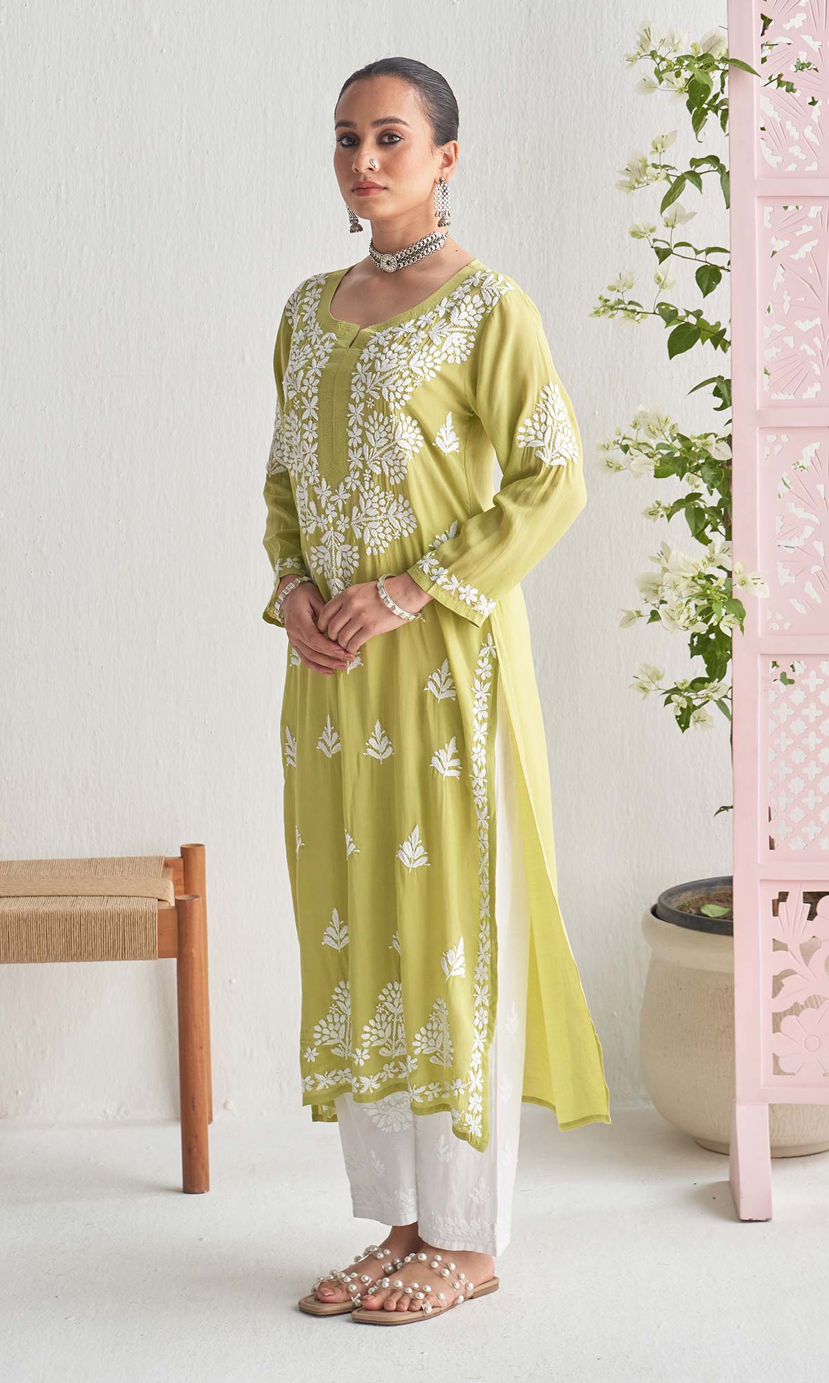 Handcrafted Chikankari Green Straight Kurta