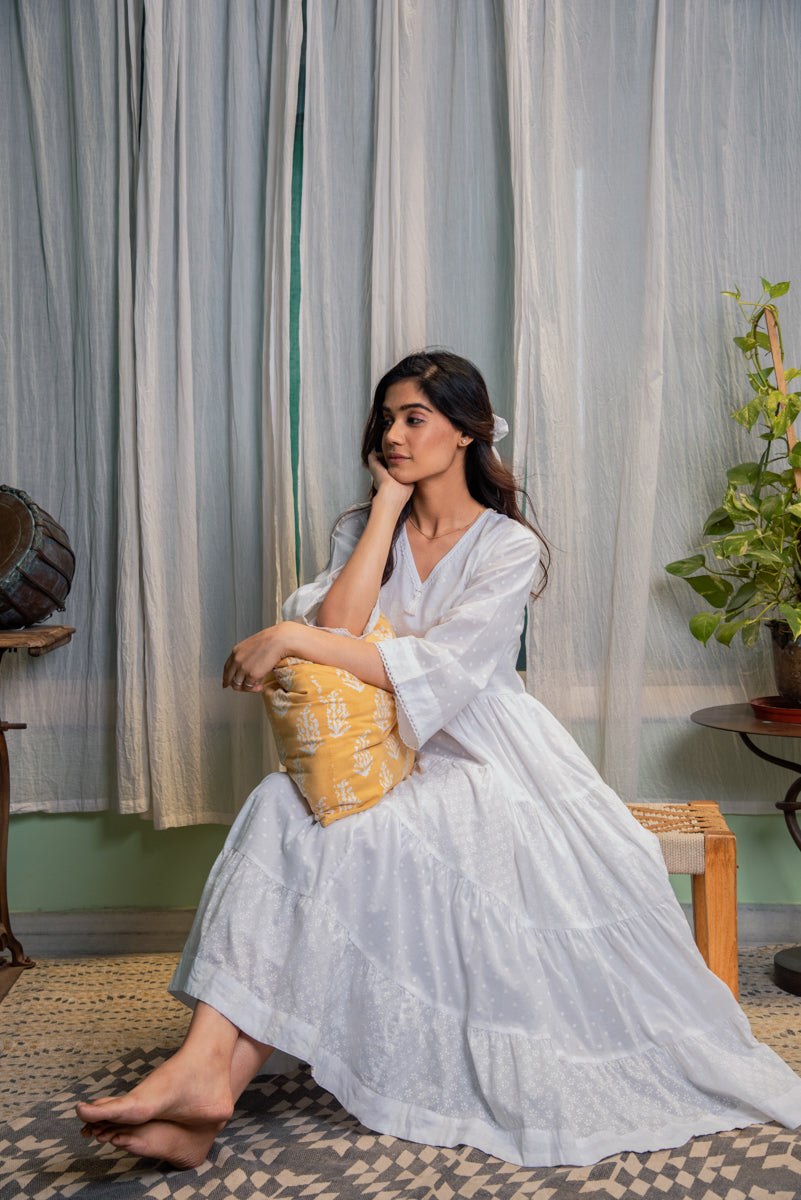 RIDHI SURI DAISY WHITE DRESS