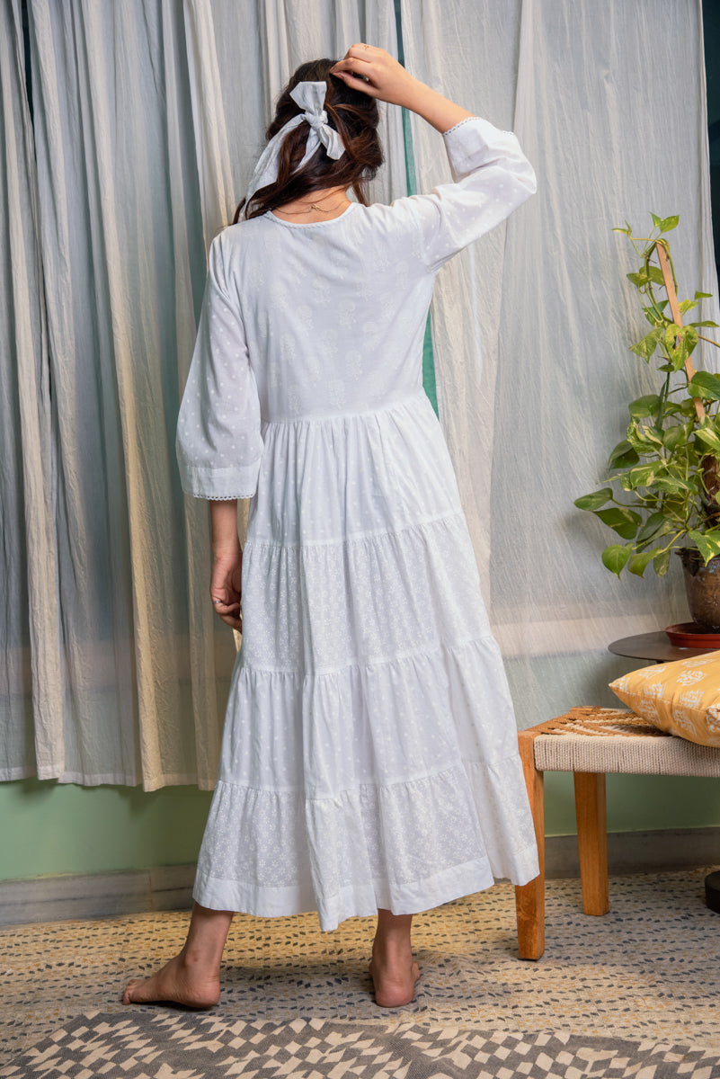 RIDHI SURI DAISY WHITE DRESS